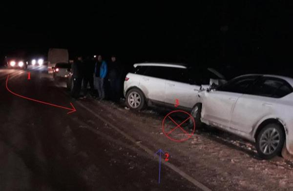 Водитель внедорожника спровоцировала аварию с тремя пострадавшими на Ставрополье